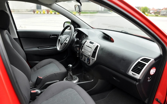 Hyundai i20 cena 15900 przebieg: 220000, rok produkcji 2011 z Ryglice małe 781